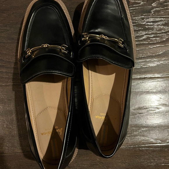 Sam Edelman Black Leather Loafers with Gold Accent - Picture 1 of 3